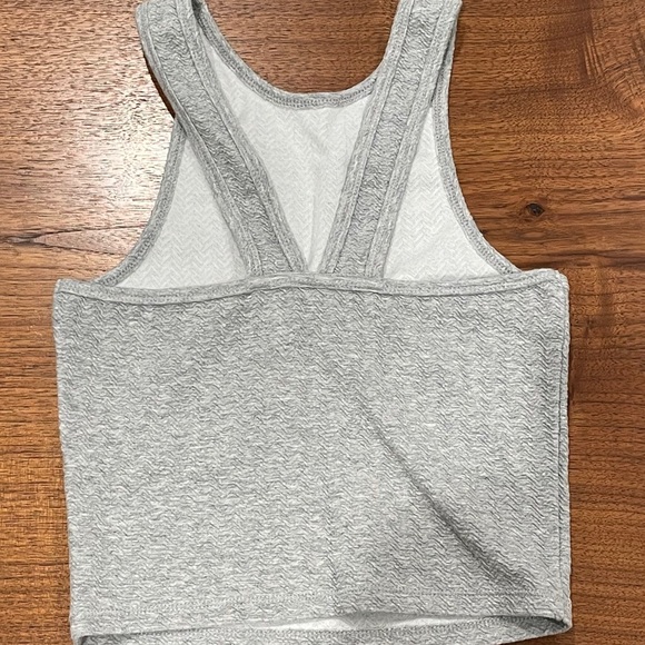 Crop top - Picture 3 of 3